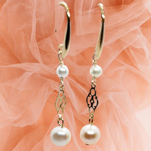 Pearl, And Gold Plated, Dangle Earrings - Picture 1 of 3